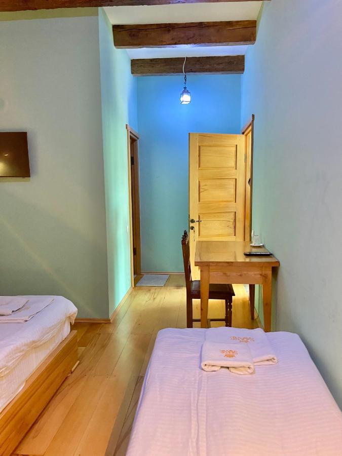 Guest House Savane Gori Exterior foto